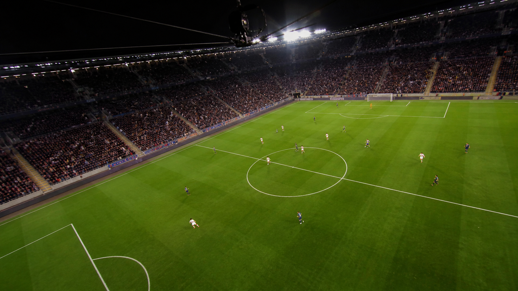 Spidercam açısından gece futbol maçı